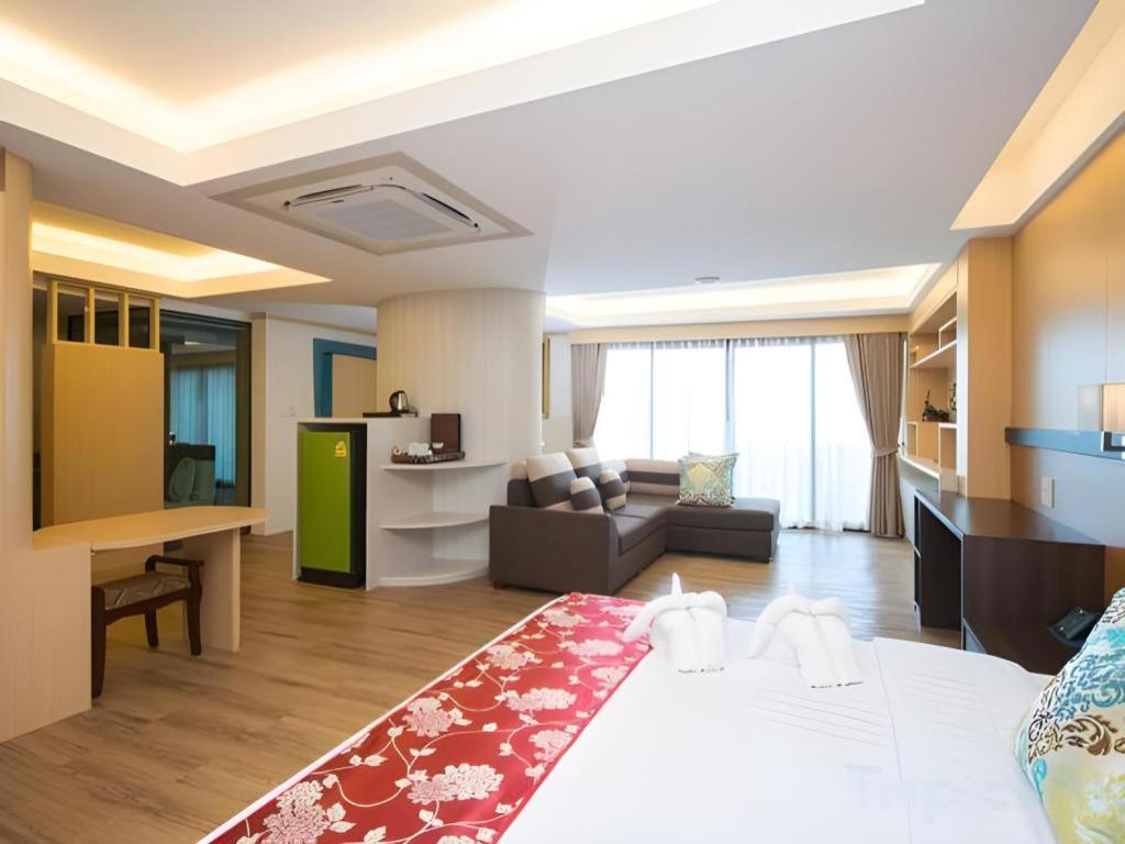 Phi Phi Nice Beach Hotel Hip Bagian luar foto