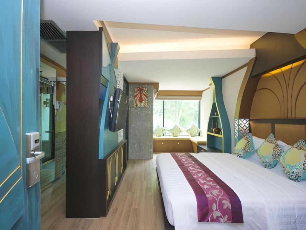 Phi Phi Nice Beach Hotel Hip Bagian luar foto